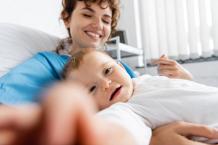 Hypnobirthing in the UK: What Parents Need to Know Before Choosing This Method