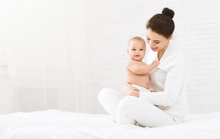 How to Choose the Best Nappies for Your Newborn: Cloth vs Disposable Pros and Cons
