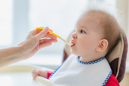 The Ultimate Guide to Starting Solid Foods: Weaning Your Baby the British Way