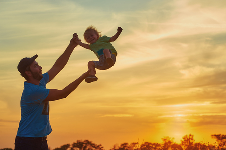 How UK Fathers Can Support Maternal Mental Health and Wellbeing