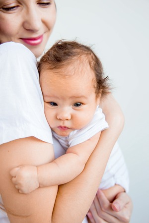 Teething Trouble? Tips for British Parents Supporting Babies Through Their First Teeth