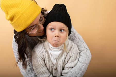 Understanding Joint vs. Single Life Insurance Policies for Parents