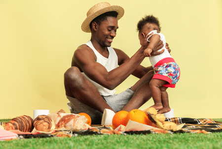 Cultural Traditions and Multicultural Weaning in Modern Britain