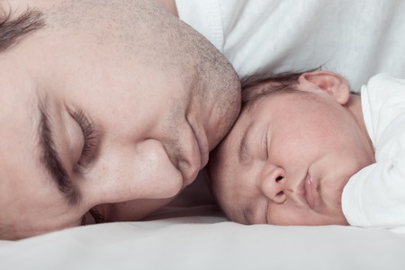 Supporting Parents Through Sleep Challenges: How UK Health Visitors Can Help with Newborn Sleep Patterns