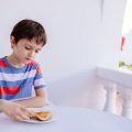 Making Night Feeds Easier with Formula: Tips and Product Picks for Sleep-Deprived UK Parents