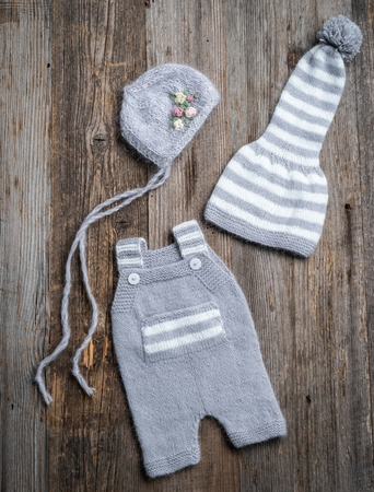 The Pros and Cons of Wool, Cotton, and Synthetics in British Babywear